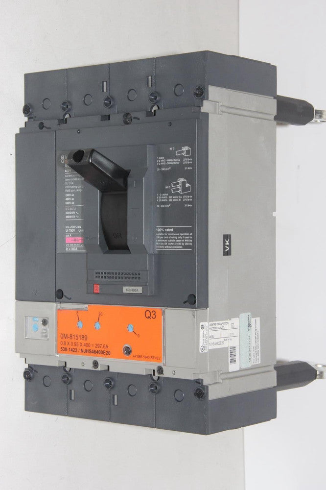 MERLIN GERIN NSJ400 H 4-Pole 400A 600VAC Circuit Breaker NJHS46400E20 + Studs Q3