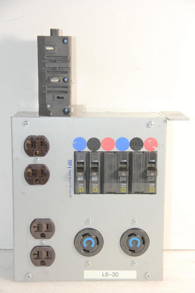 STARLINE CBMT5E28-(2)520D-(2)L630-4 30A 120/208V Busway Tap Box