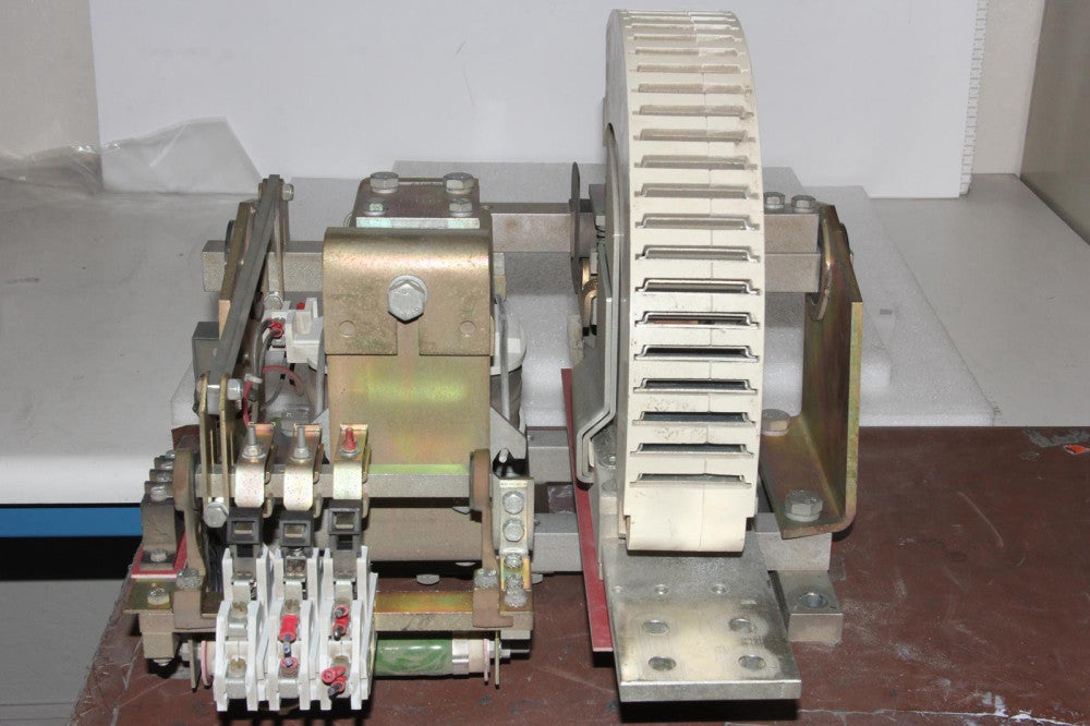 ABB FPL6216115R6000 IORR 1700-10-CC-U 1700 Amps 750VDC Bar Contactor