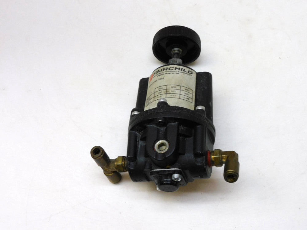 Fairchild 10202 Pressure Regulator 500psig 0-20 range 1/4" npt