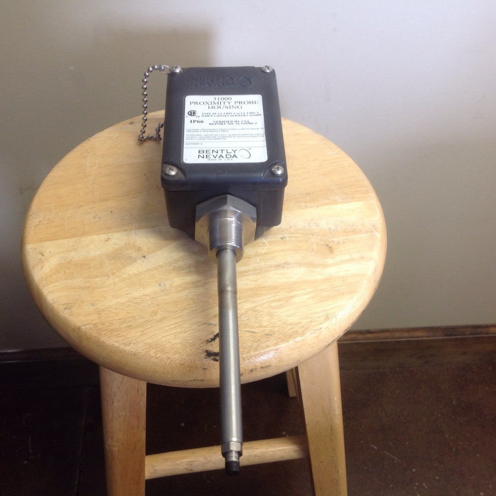 Bently Nevada 3100 Proximity Housing Probe. 3100-28-10-00-062-03-02