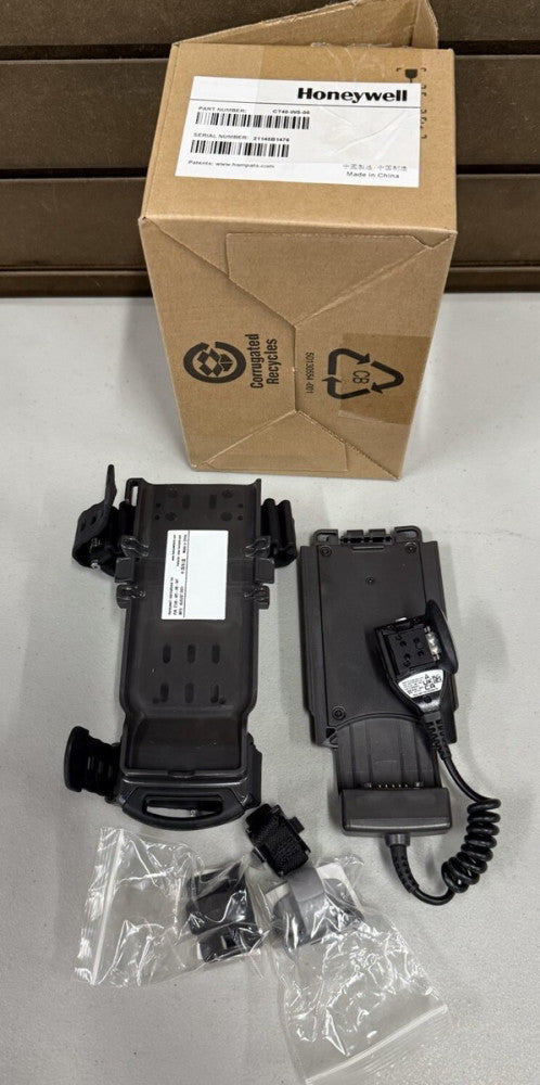 NEW Honeywell CT40-WS-00 CT40 Wearable Wrist Scanning Kit w/ LXE 8620 Scanner