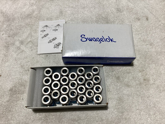 Swagelok SS-600-1-6 Male Connector 3/8 X 3/8. Box Of 25 