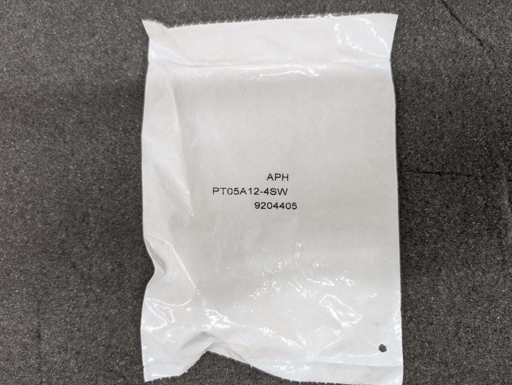 New, Amphenol, PT05A12-4SW, CONN PLUG FMALE 4P GOLD SLDR CUP