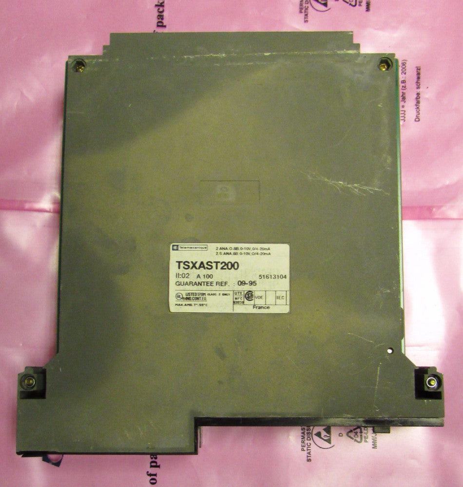 TELEMECANIQUE TSXAST200 II:02 A100 Output Module 