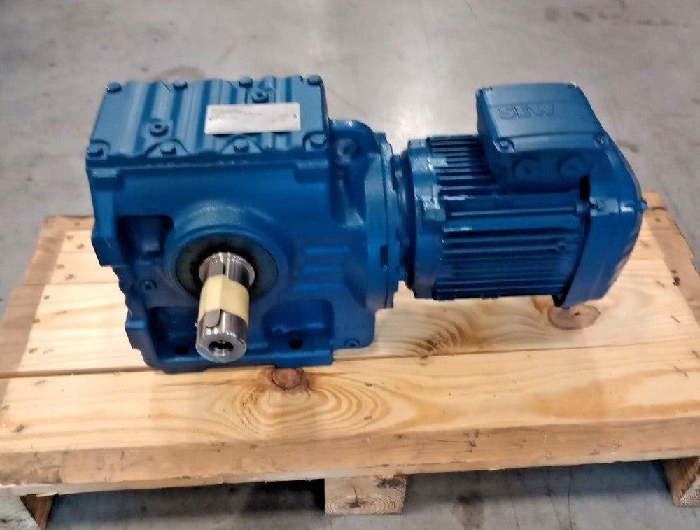 SEW EuroDrive S77-DR2S90S4/2/TF x 161.60 GearMotor 3ph 1.5hp 1765/11 Ratio161.60
