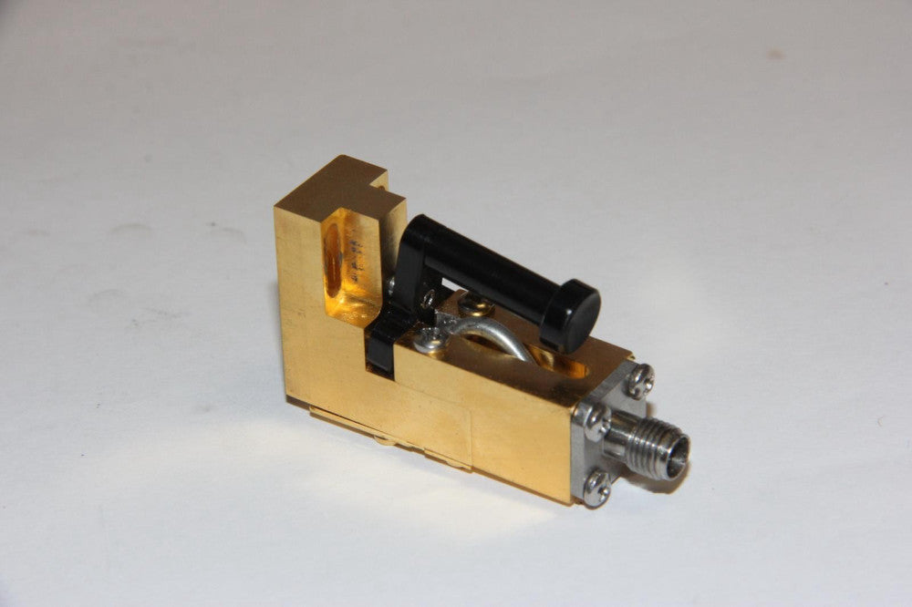 ANRITSU 36801K Right Angle Launcher Universal Test Fixture