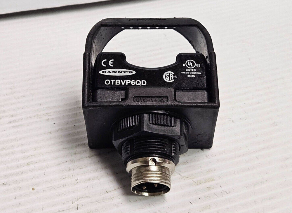 BANNER OPTICAL TOUCH BUTTON SENSOR OTBVP6QD - USED