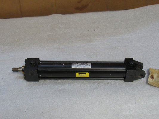 Parker Pnuematic Cylinder Series MA 01.50 CBBMAU18C 9.000 200PSI 9"Str 1-1/2"Bor