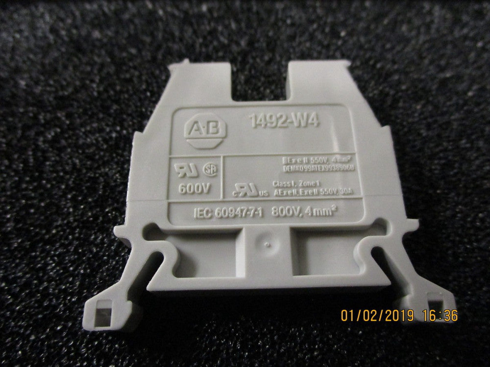 1492-W4 Allen-Bradley Terminal Block, Single-Circuit 800V BRAND NEW! @5 Pieces