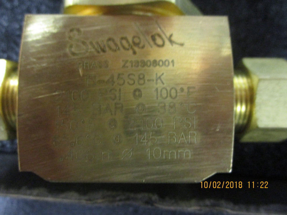 B-45S8-K Swagelok Valve Brass W/knob Handle 2 100 PSI @100f  BRAND NEW! LOT OF 5