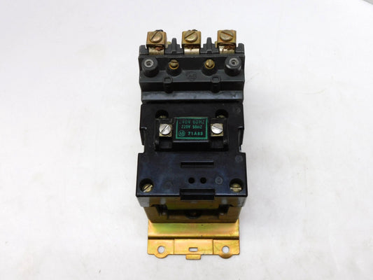 ALLEN BRADLEY 702-BOA92 SER K CONTACTOR SIZE 1 240V COIL 60Hz 702-B0A92
