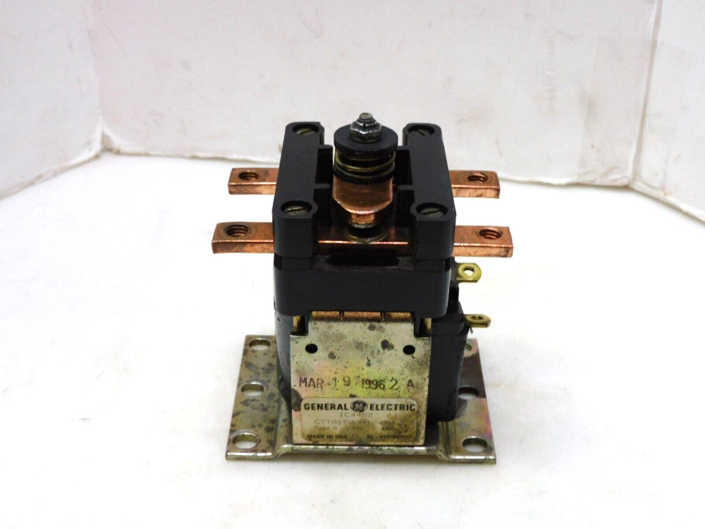 GENERAL ELECTRIC IC4482 CONTACTOR SOLENOID SWITCH CTTA150AH124XN 24V