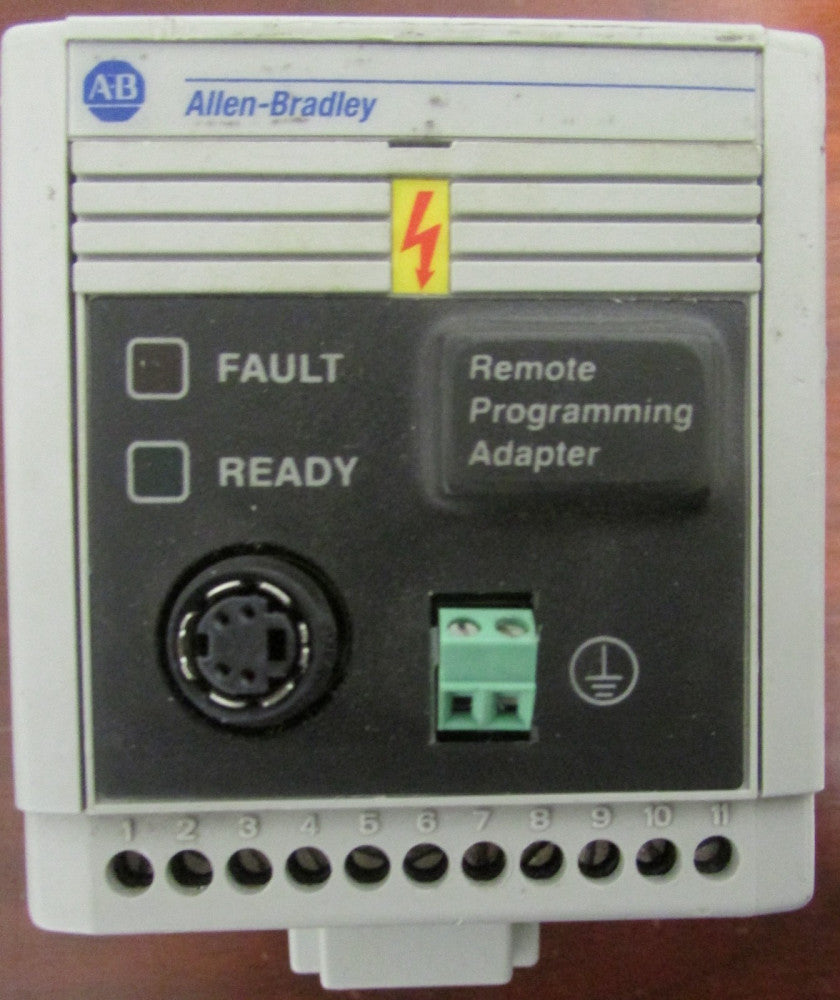 Allen Bradley 160 BA04NSF1P1 2HP 380-460V Speed Controller W/ Remote
