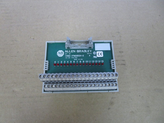 ALLEN BRADLEY INTERACE MODULE 1492-IFM20D24-2 SER A