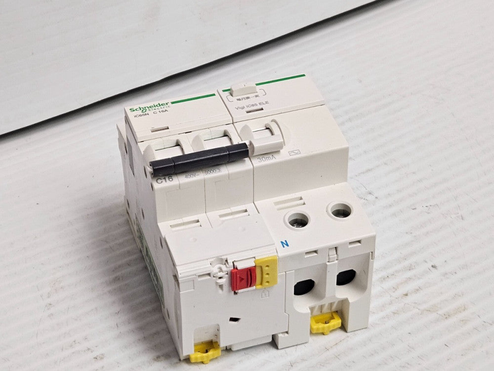 SCHNEIDER CIRCUIT BREAKER IC65N C16A 2P 16 A AMP W/ ACCESSORY VIGI IC65 ELE