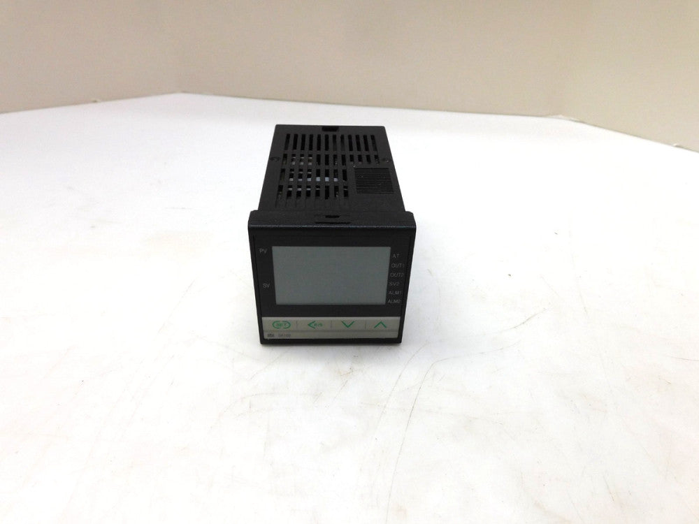 RKC SA100 TEMPERATURE CONTROLLER FJA3-MM-4*AN-61-YZ-1045 03E13004 100/240V 50/60