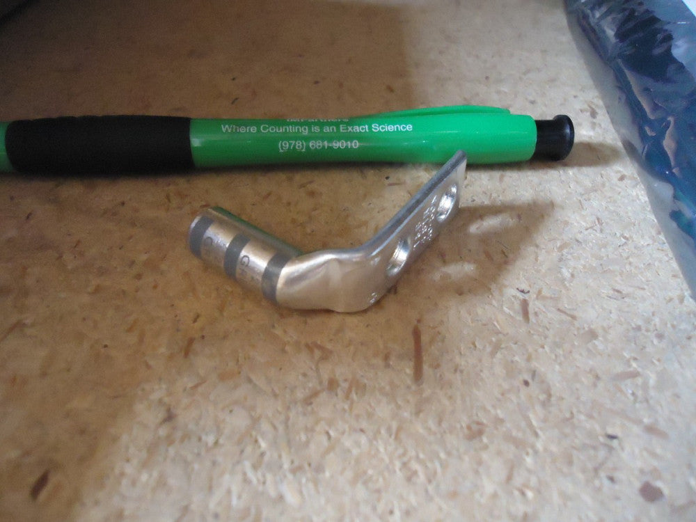 Thomas & Betts 54854BEU 2Hole 90D Copression Lug. Brand New!