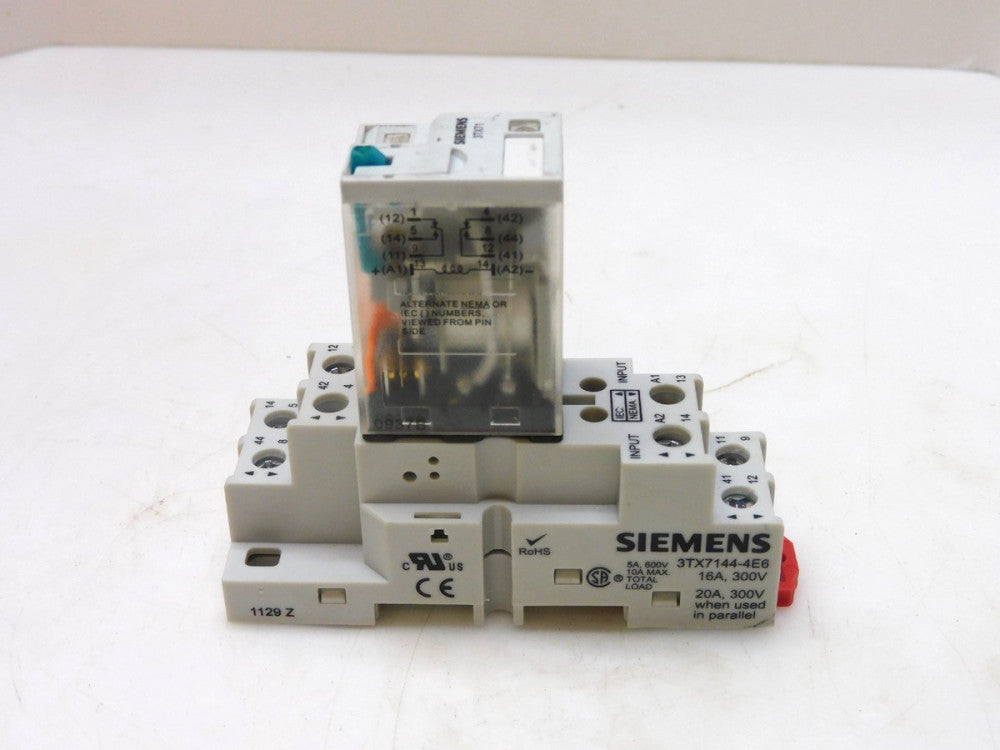 SIEMENS 3TX7114-5LC03 PLUG IN RELAY W/ BASE 3TX7144-4E6 16A 300V