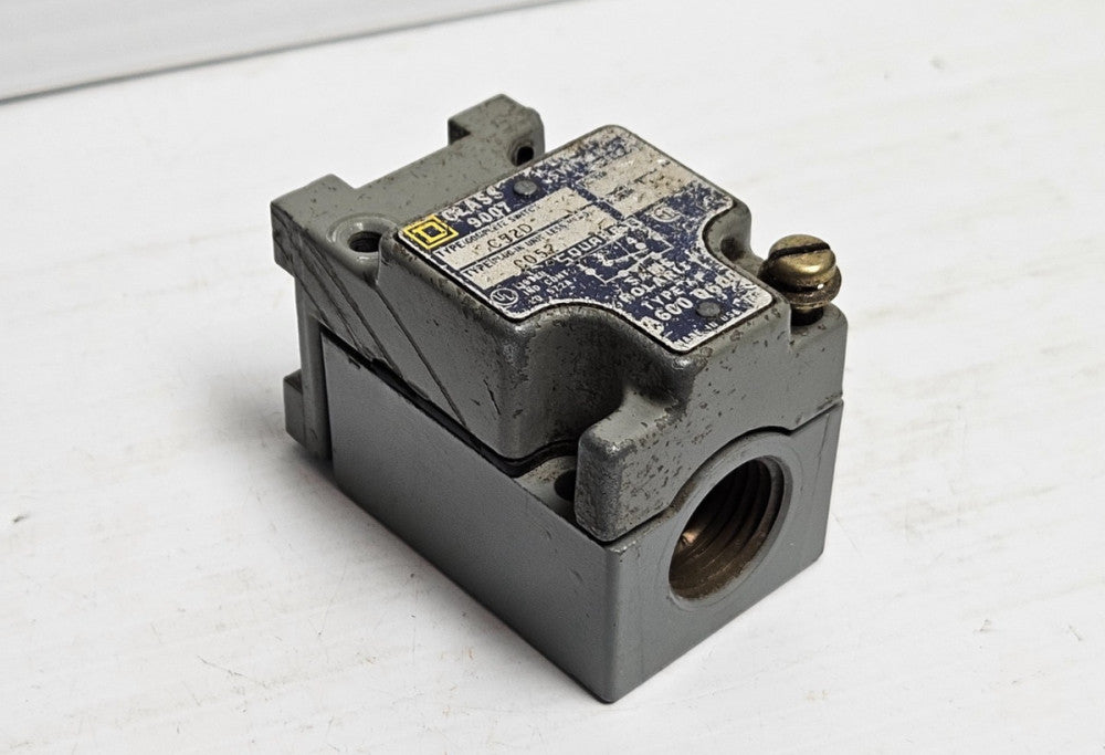 SQUARE D LIMIT SWITCH BODY 9007 C52D 9007C52D - USED