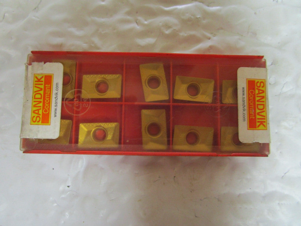 Lot Of 10 Sandvik 235 Carbide Inserts R215.44-15 T3 08M-WL
