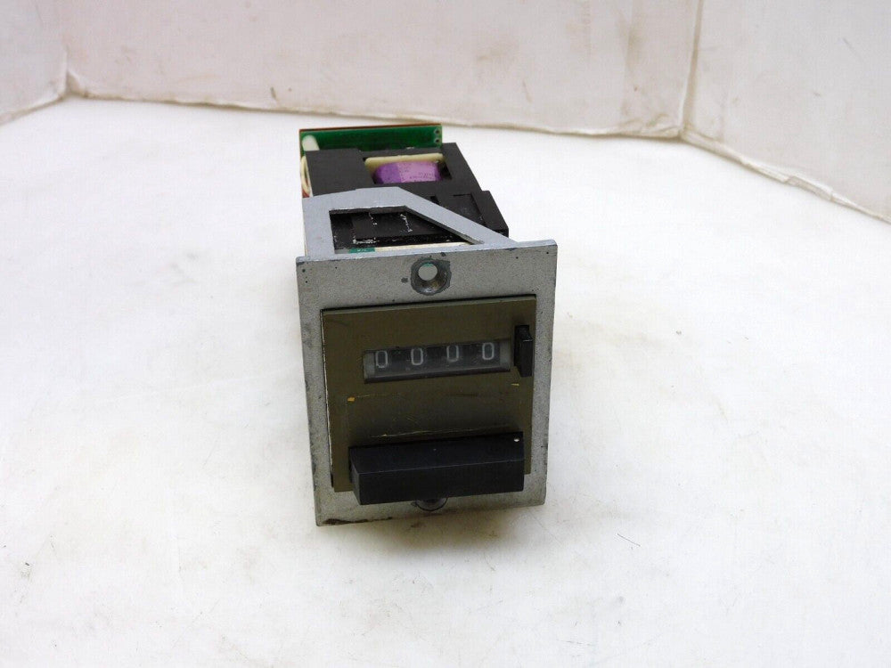 HECON 4 DIGIT COUNTER MODULE G04421733 93VDC A04233383 110VAC