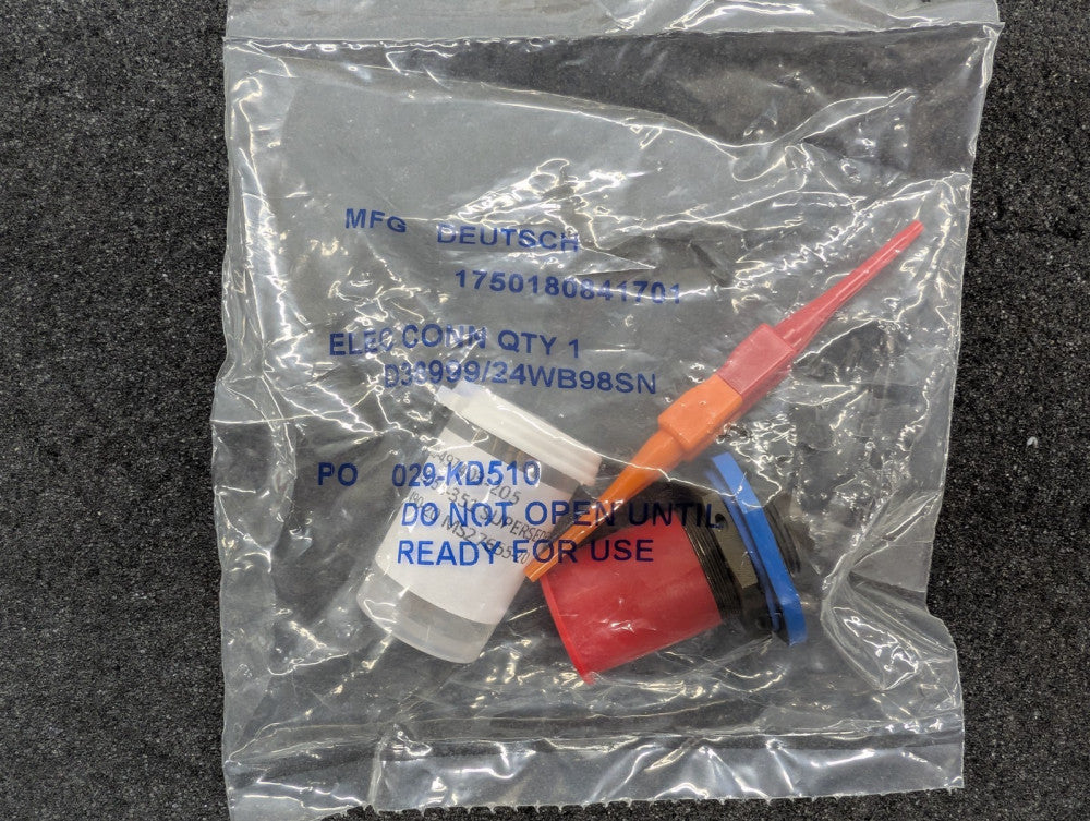 New, Deutsch, D38999/24WB98SN, CONN RCPT FMALE 6POS GOLD CRIMP