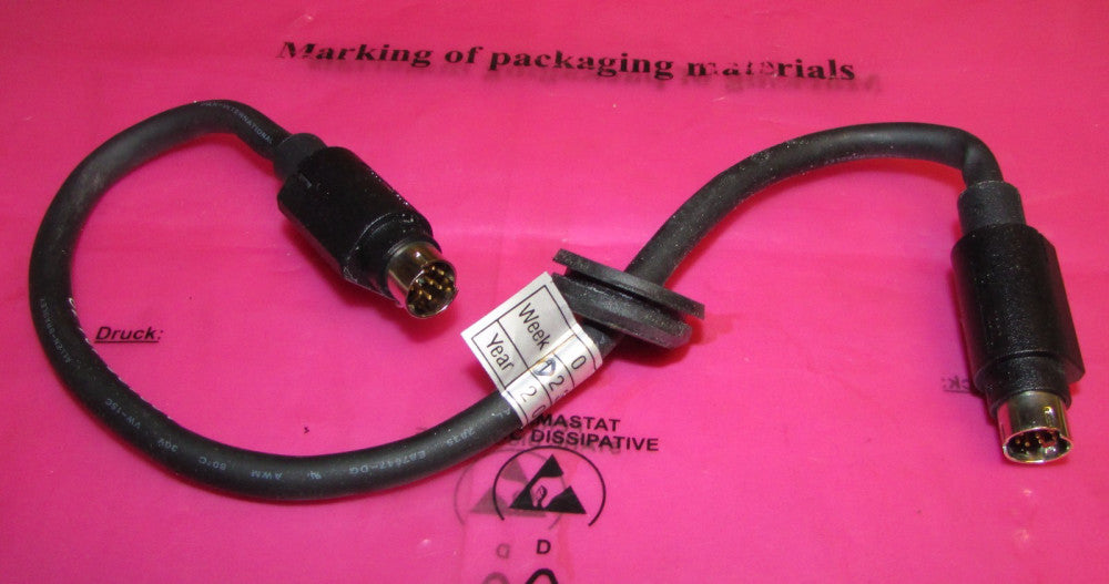 ALLEN BRADLEY A22105 134 19 8 Pin Male Male .33M Drive Keypad Cable