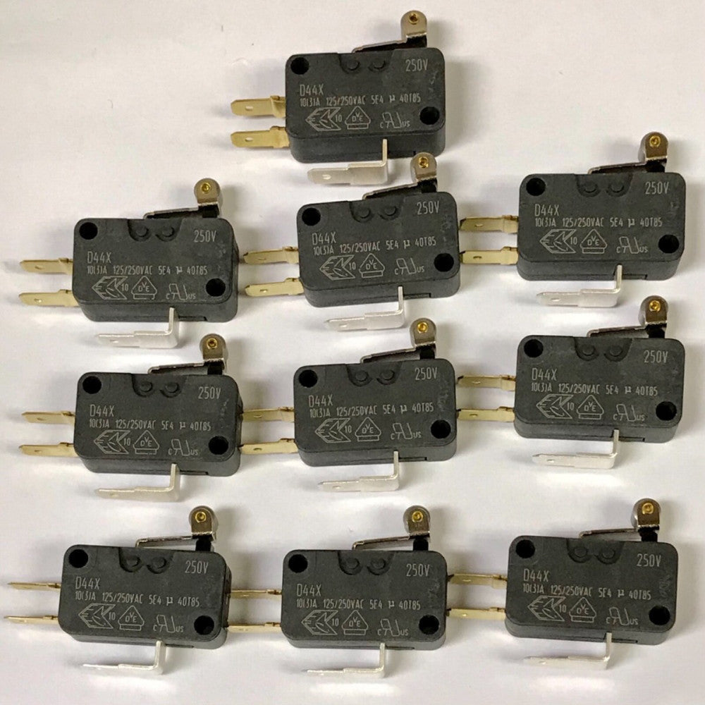 LOT OF (10)  AG ELECTRONIC SYSTEMS ZF FRIEDRICHSHAFEN D449 R1RA 61 D44X FDK 61 