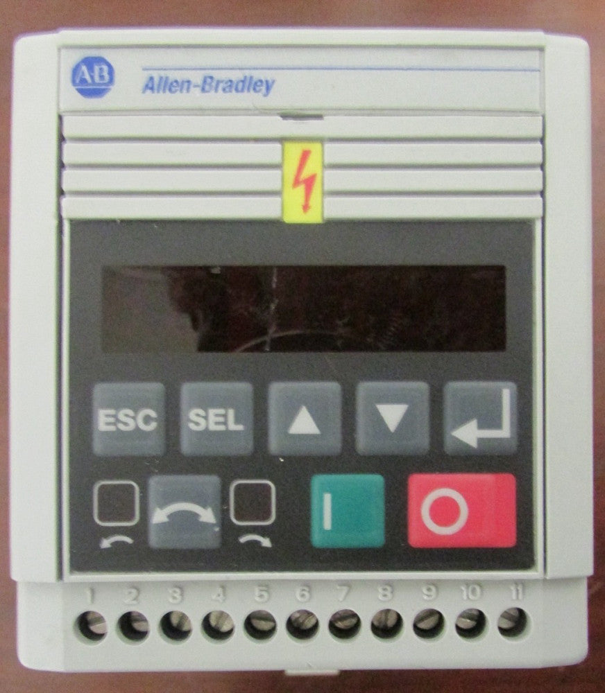 ALLEN BRADLEY 160 BA01NSF1P1 .5 HP 380-400 V Speed Controller
