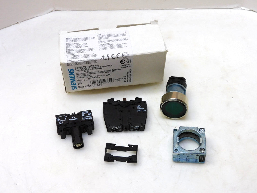 Siemens 3SB3 651-0AA41 Illuminated Green Pushbutton LED 110V