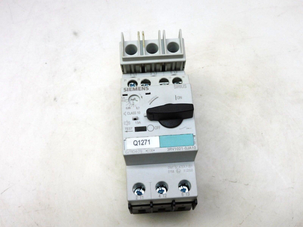 SIEMENS 3RV1021-0JA10 MANUAL MOTOR STARTER 0,7-1A W/ 3RV1901-1E & 3RV1928-1H