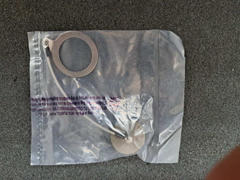 New, Amphenol, D38999/33W17N, SZ 17, DUST CAP W/CABLE AND RING