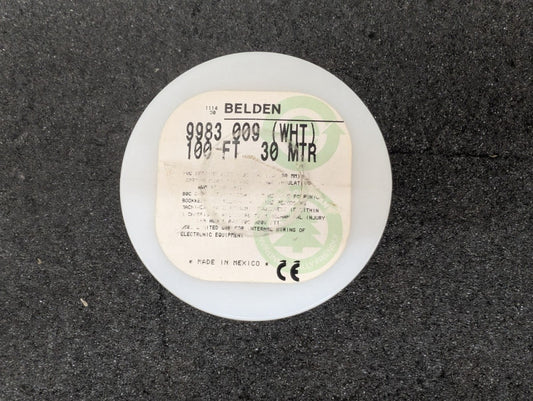 New, Belden, 9983 009100, HOOK-UP STRND 22AWG WHITE, 100 Feet