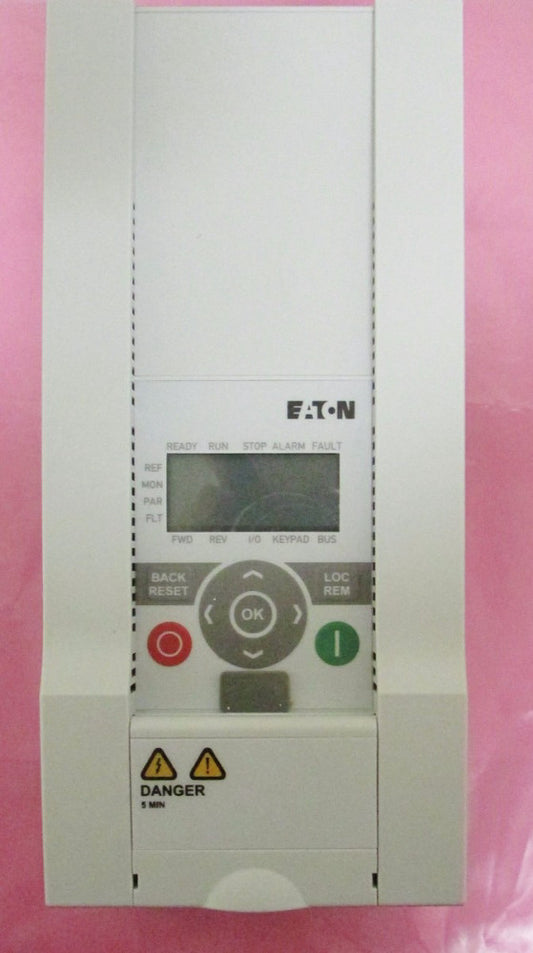 EATON CUTLER HAMMER MMX34AA7D6F00 400-480 V 4 HP MMX Drive