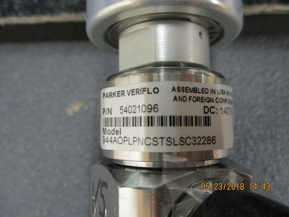 944AOPLPNCSTSLSC32286 Parker Veriflo Valve  BRAND NEW!