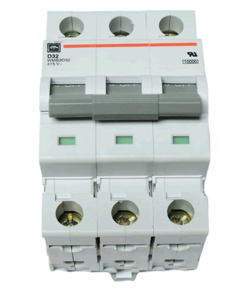 EATON CUTLER HAMMER D32 WMS3D32 415 Volt 32 AMP 3 Pole Circuit Breaker Din Rail