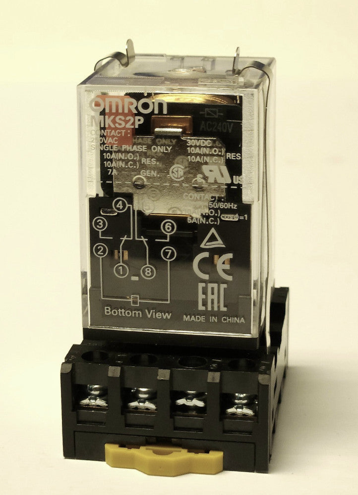 OMRON MKS2P 250 VAC 30 VDC Relay W/ 17X8CX Base Socket PFC A1 Retainers