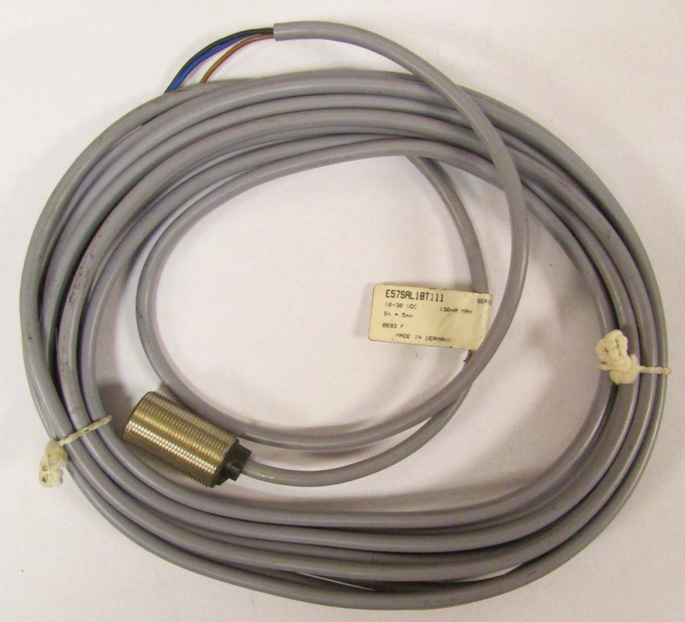 EATON CUTLER HAMMER Series C1 Proximity Sensor 10-30 VDC E57SAL18T111