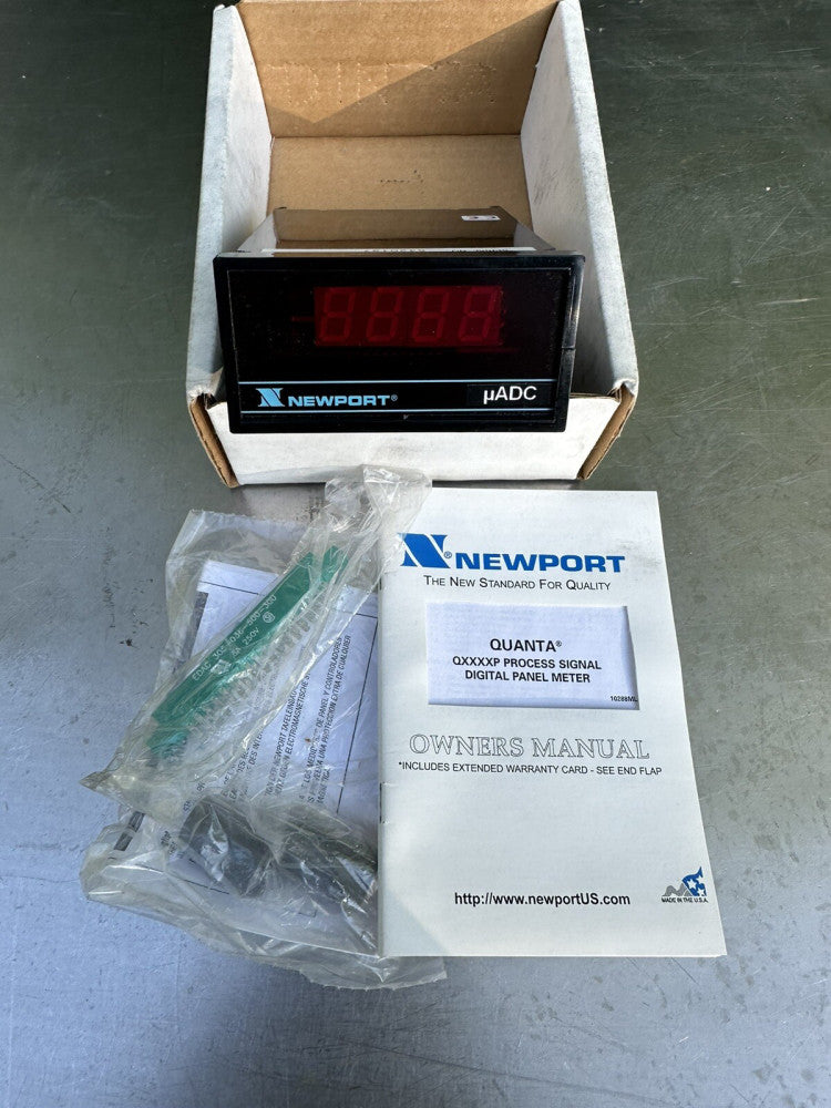 New Newport 4-DIGIT Red LED Panel Meter Q9000-BCR3