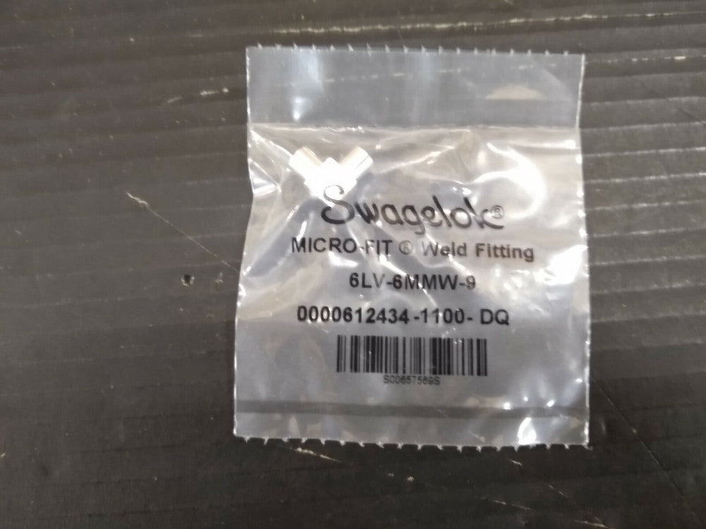 New, Swagelok, 6LV-6MMW-9, Micro 90 D Union Elbow, 6MM OD, Sold in lots of 2pcs