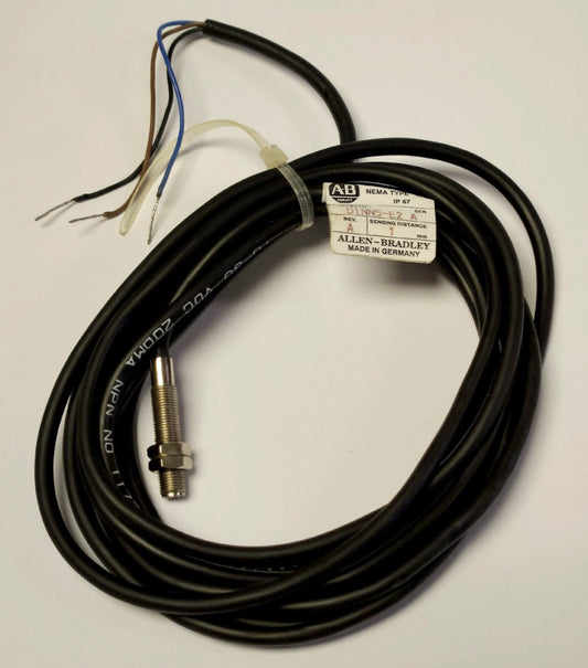 ALLEN BRADLEY D1NN5 E2 Inductive Proximity Sensor 10-30 VDC Photoelectric Switch