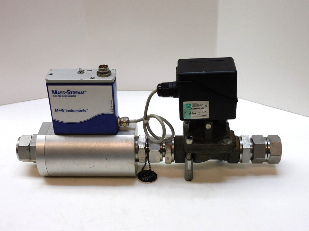 M+W INSTRUMENTS MASS STREAM MASS FLOW CONTROLLER ASSEMBLY D-6383-DR/BJ4.4
