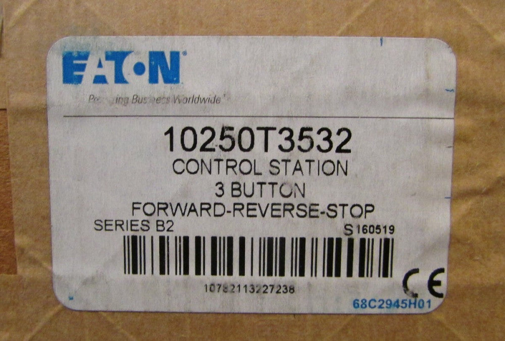 EATON CUTLER HAMMER 10250T3532 FORWARD STOP REVERSE Push Button Control Station 