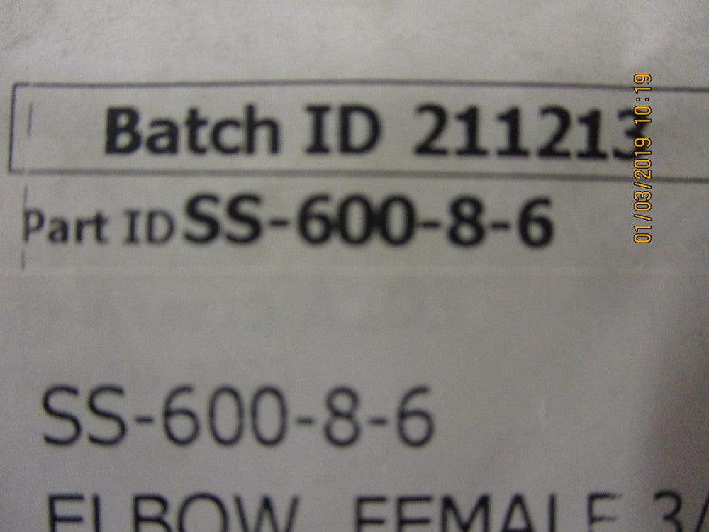 SS-600-8-6 Swagelok FEMALE ELBOW 3/8" OD TUBE 3/8" FNPT NNB BRAND NEW!