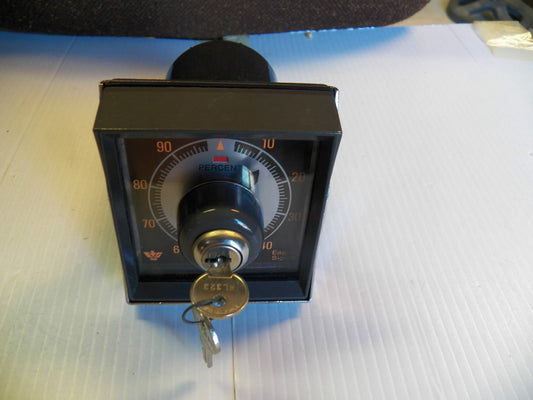 EAGLE SIGNAL TIMER 30 MIN 0-100% HQ909A607 120V 60Hz 125-250VAC 10A W/ KEY