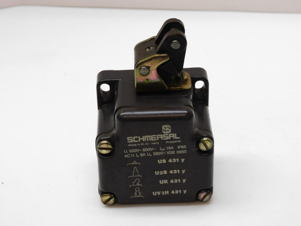 SCHMERSAL UK431Y LIMIT SWITCH 1/2" NPT