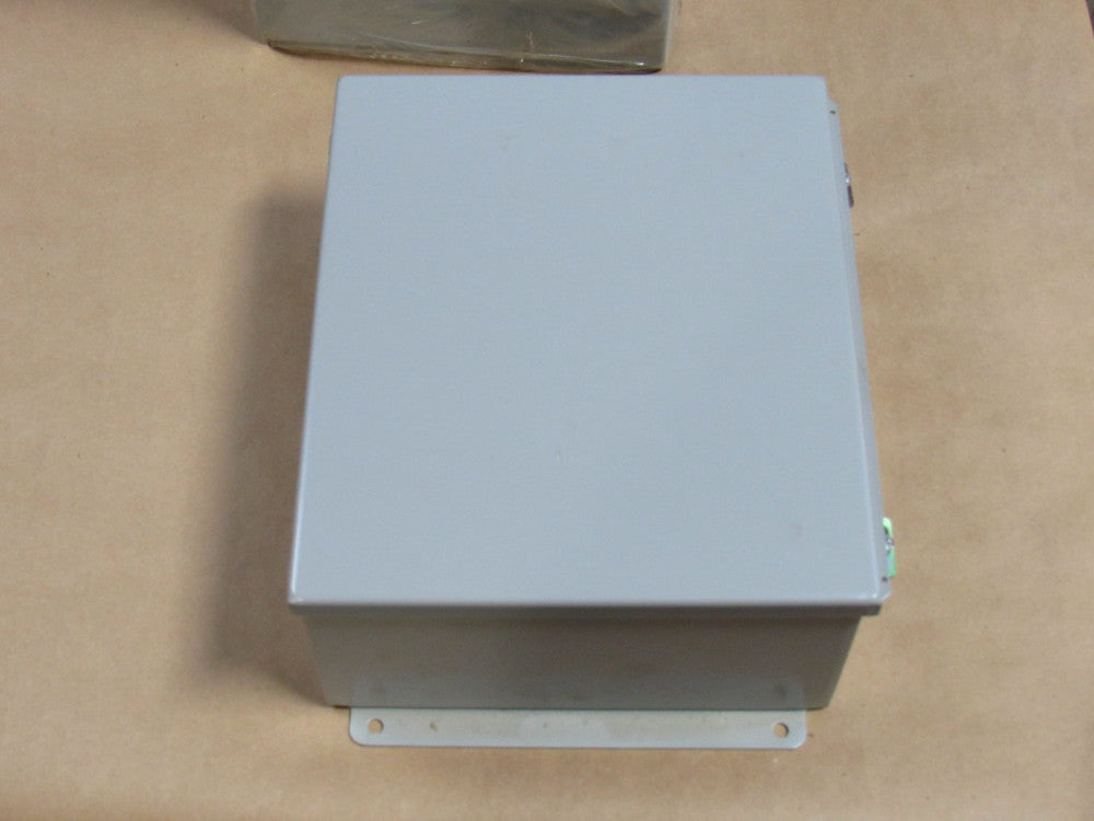 NEW WIEGMANN ELECTRICAL ENCLOSURE B121005CH 12X10X5 No Backplate