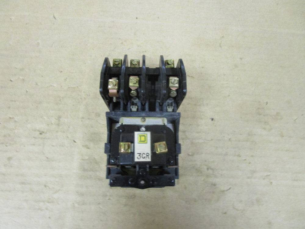 SQUARE D CONTROL RELAY 8501 H0 30 SER D 120V COIL 3 POLE 8501H030