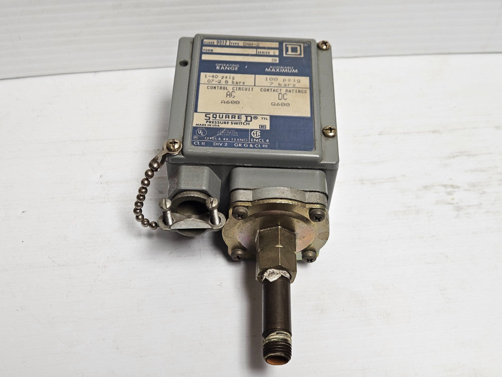 SQUARE D PRESSURE SWITCH 9012 GAW-2 9012GAW2 SER C - USED